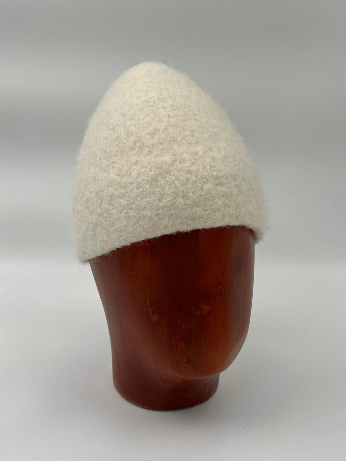 THE CONICAL WOOL ŠUBARA