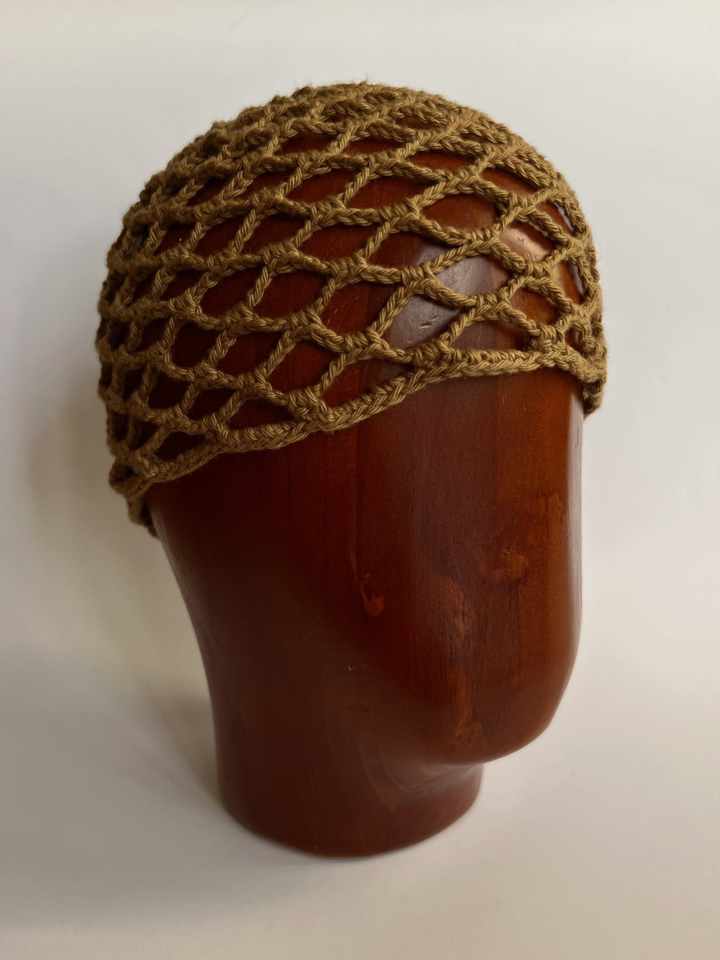 THE FINE CROCHET HAT