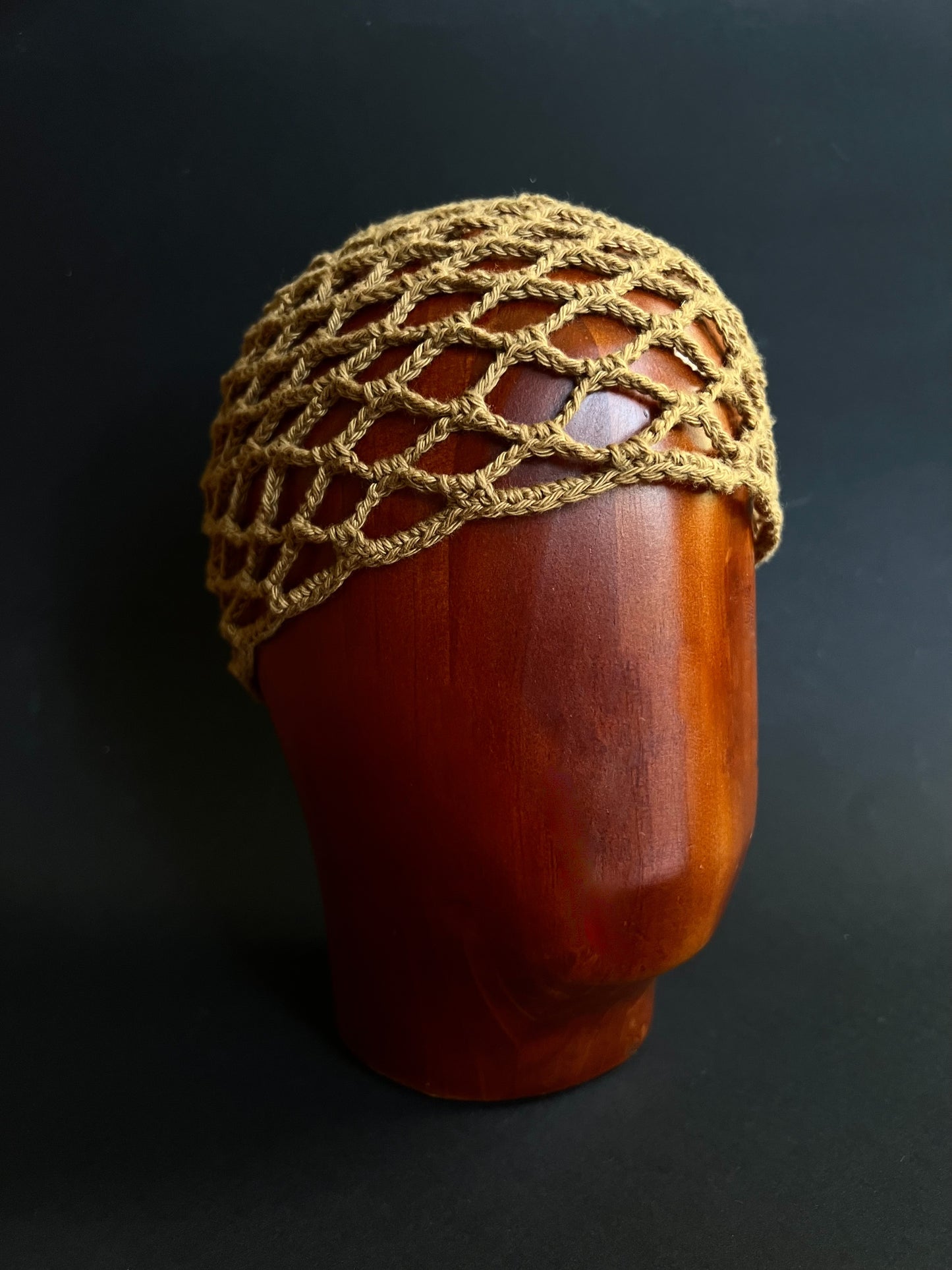 THE FINE CROCHET HAT